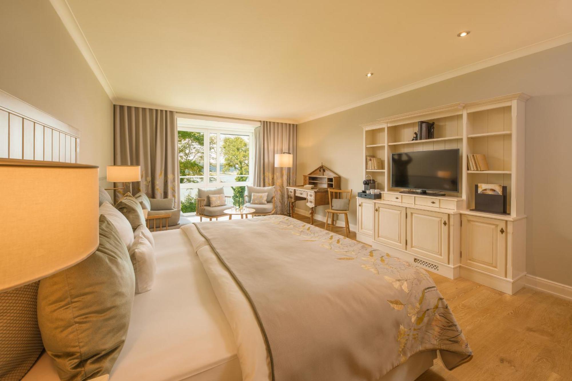 Hotel Alter Meierhof 5*